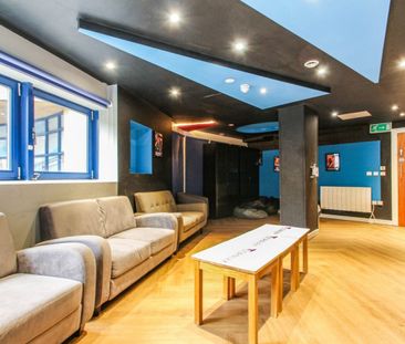 1 bed Apartment for Rent - Photo 4