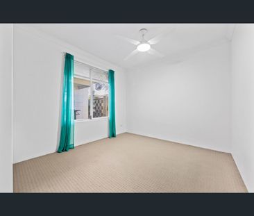 24 Kaalak Lane, Mandurah, WA 6210 - Photo 4