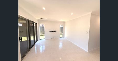 Modern Family Home in the Heart of Marsden Park! - Photo 5