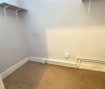 2 bedroom house to rent Ridgway Road, Luton, Bedfordshire, LU2 - Photo 5