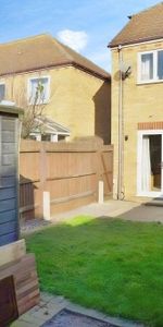 2 bedroom terraced house to rent - Photo 4