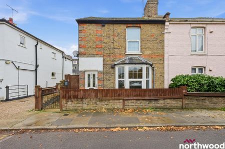 1 bedroom ground floor maisonette to rent - Photo 4