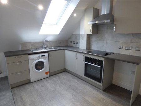 1 bedroom flat to rent - Photo 4