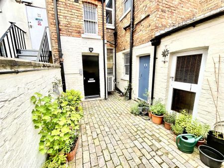 1 bedroom flat to rent - Photo 4