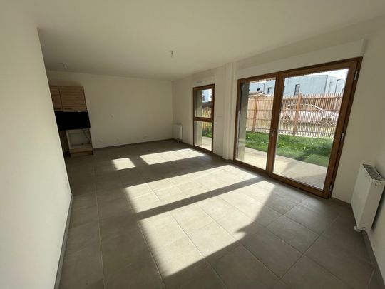 Location Appartement 3 pièces 65m² LILLE 59000 - Photo 1