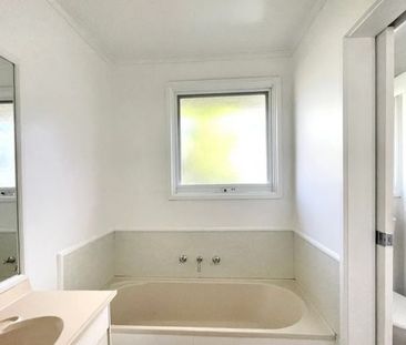 Churchill is calling you home - Photo 5