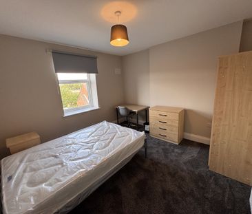 Melbourne Street, Fulford - P10887 - Photo 4