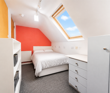 5 bedroom end of terrace house to rent - Photo 1