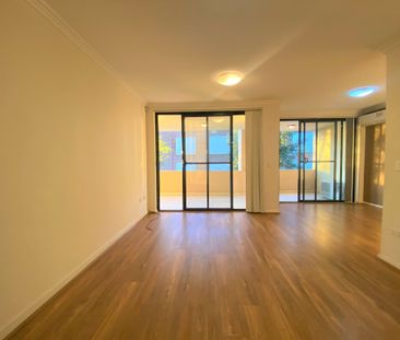 2 Bedroom Apartment with Timber Flooring - Photo 1