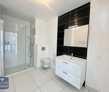 Location Appartement 1 pièce 36m² LYON 8ème - Photo 3