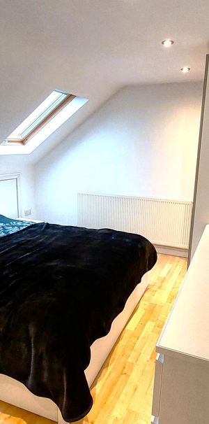 Station Road, Hayes, Middlesex UB3 - Photo 1