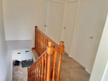 2 bedroom terraced house to rent - Photo 4