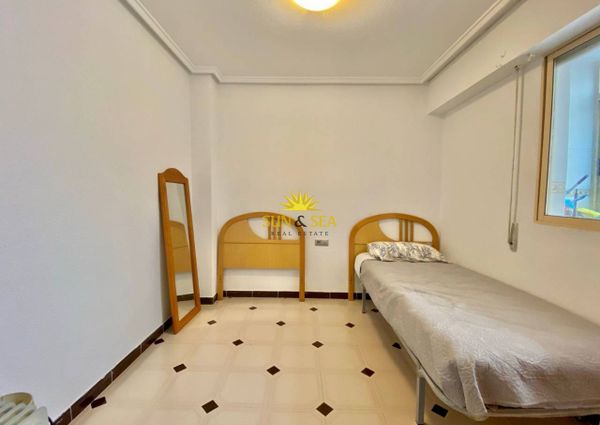 Long term rental, 3 bedroom apartment, Playa de los locos , Torrevieja, Alicante.
