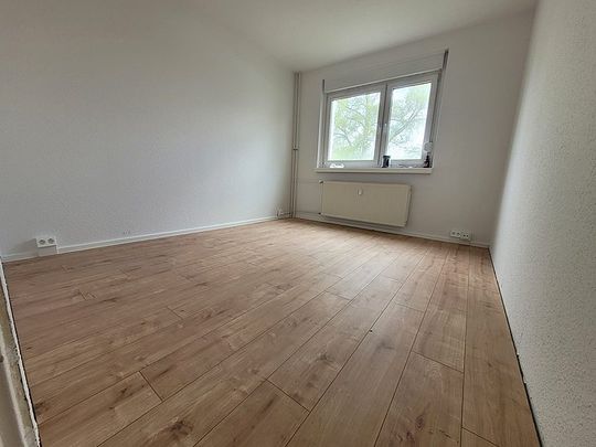 ERSTBEZUG mit Balkon und neuem Laminatboden in Kappel! - Foto 1