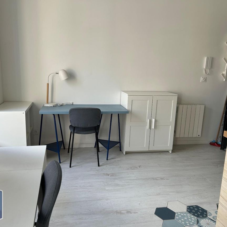 Location Appartement 1 pièce 23m² ST ETIENNE 42000 - Photo 1