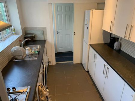 3 bedroom house to rent - Photo 3