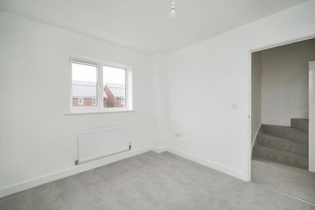 4 bedroom townhouse to rent - Photo 3