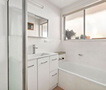 Comfortable Family Home with Light-Filled Living - Photo 5