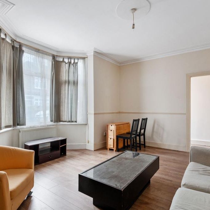 2 bedroom end of terrace house to rent - Photo 1