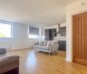 Latimer House, Potters Bar - Photo 1