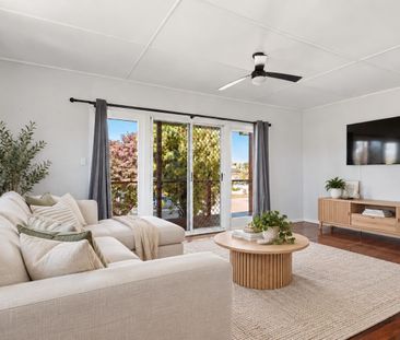 3 Bed + Office, Great Storage - Walk to Bus, Rail & Schools - Photo 1