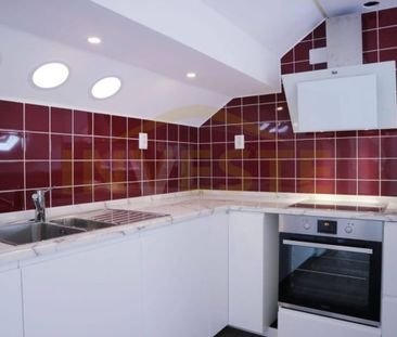 2 room luxury Apartment for rent in Centro (Estoril), Cascais, Lisbon - Photo 2