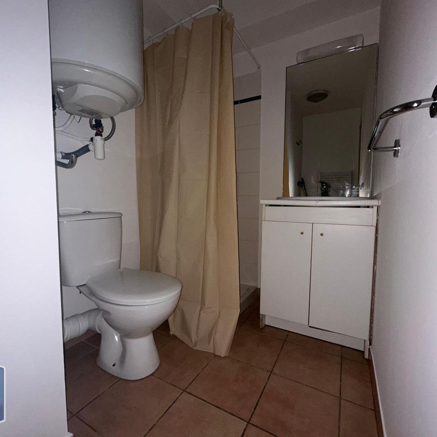 Location Appartement 1 pièce 17m² AVIGNON 84000 - Photo 1