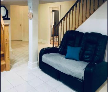 For Lease - 289 Laurentian Avenue Unit# Basement Unit, Mississauga,... - Photo 6