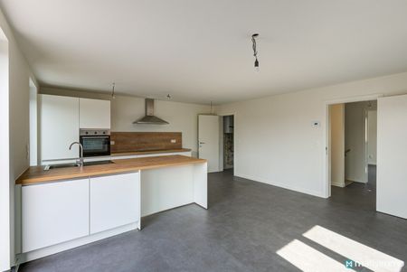 INSTAPKLAAR DUPLEXAPPARTEMENT MET 2 SLAAPKAMERS EN CARPORT IN MOPERTINGEN (BILZEN) - Photo 2
