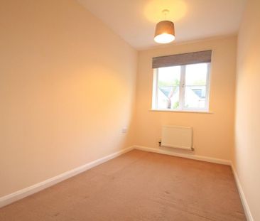 2 bedroom semi-detached house to rent - Photo 3