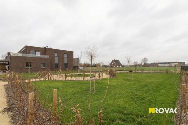 Appartement te huur - Photo 1