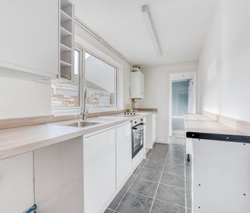 2 bedroom terraced house to rent - Photo 6