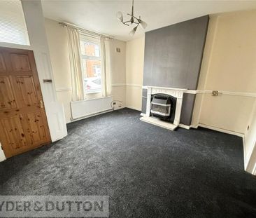 2 bedroom end of terrace house to rent - Photo 1