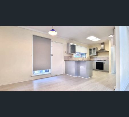 51 Cammillo Road, Camillo, WA 6111 - Photo 3