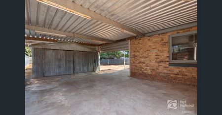 AN ABUNDANCE OF SPACE! - Photo 5
