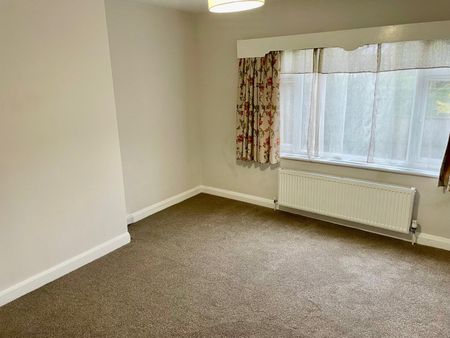 3 bedroom semi-detached house to rent - Photo 2