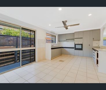 Single level home in prime position in Tweed Heads South - Photo 4