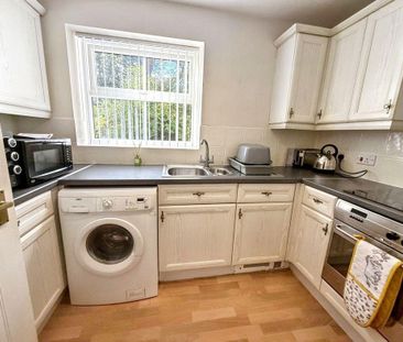 2 bed apartment to rent in NE12 - Photo 4