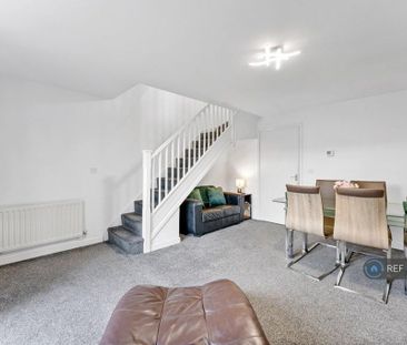 2 bedroom terraced house to rent - Photo 2