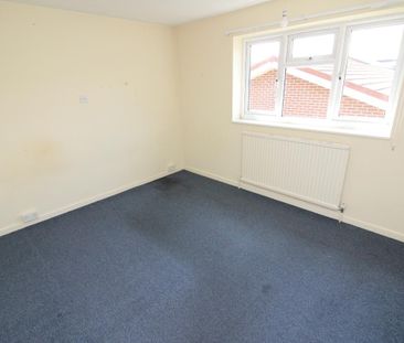 School House, Manor Drive North, New Malden - Photo 4