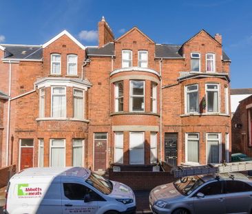 Flat 2, 5 Melrose Street, Belfast, BT9 7DL - Photo 1