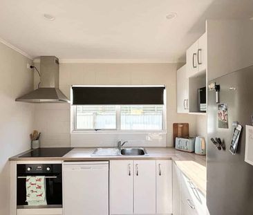 Fully furnished!! - Photo 4