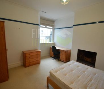 5 bedroom terraced house to rent - Photo 4