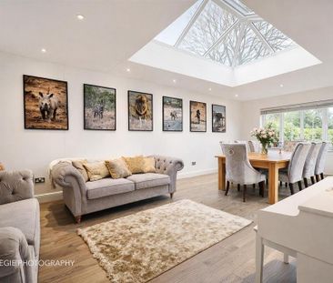 4 bedroom detached house to rent - Photo 2