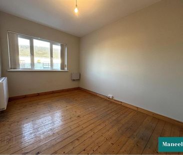 44a The Square - Photo 5