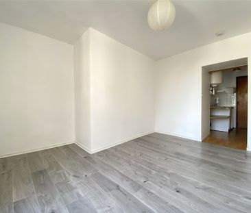 T1 GRASLIN - 496 € / MOIS C.C Nantes (44000) - Photo 3