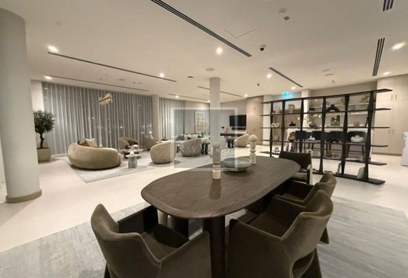 PRIME LOCATION | LANDSCAPED | READY TO MOVE IN - Photo 1