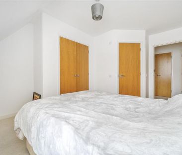 2 bedroom apartment to rent - Photo 6