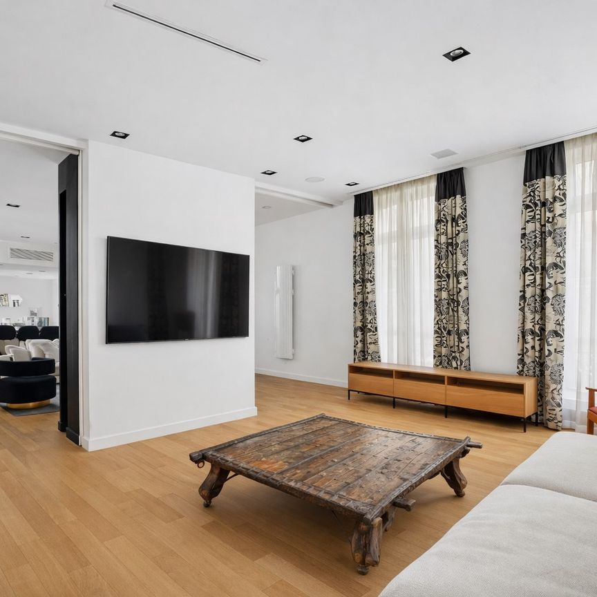 Tout savoir sur cet appartement dans le quartier Triangle d'Or, à Paris 8ème - Photo 1