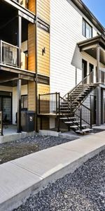 3 CH - 1 SDB - Otterburn Park - $2,350 /mo - Photo 4